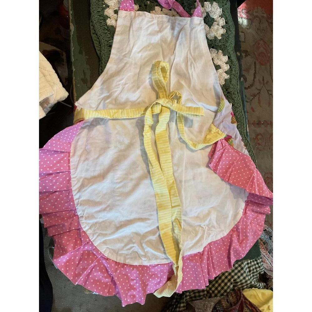 Flirty Aprons Cupcake Apron with Ruffle Trim One Size - Picture 5 of 9